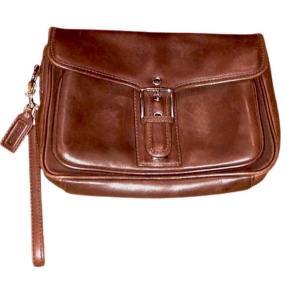 COACH BROWN CLUTCH BAG!